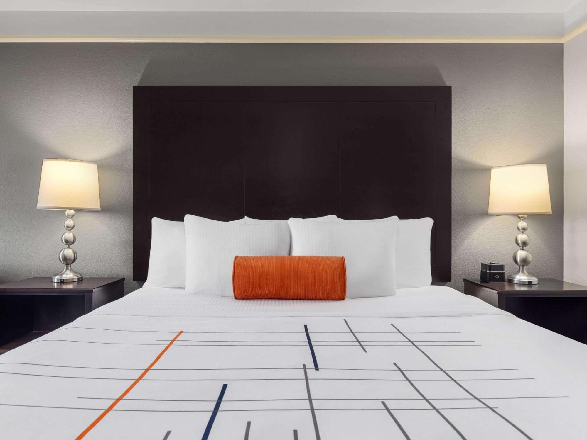 La Quinta By Wyndham Santa Clarita - Valencia Stevenson Ranch
