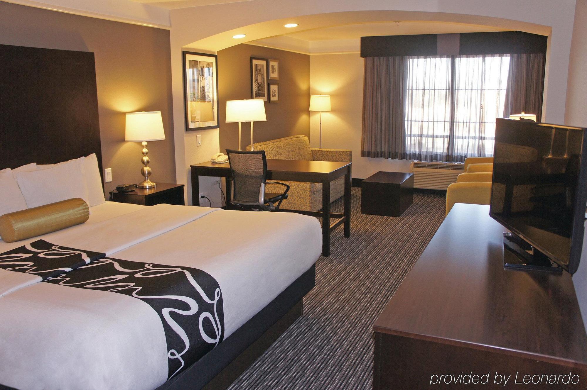 Hotel La Quinta By Wyndham Santa Clarita - Valencia 3*