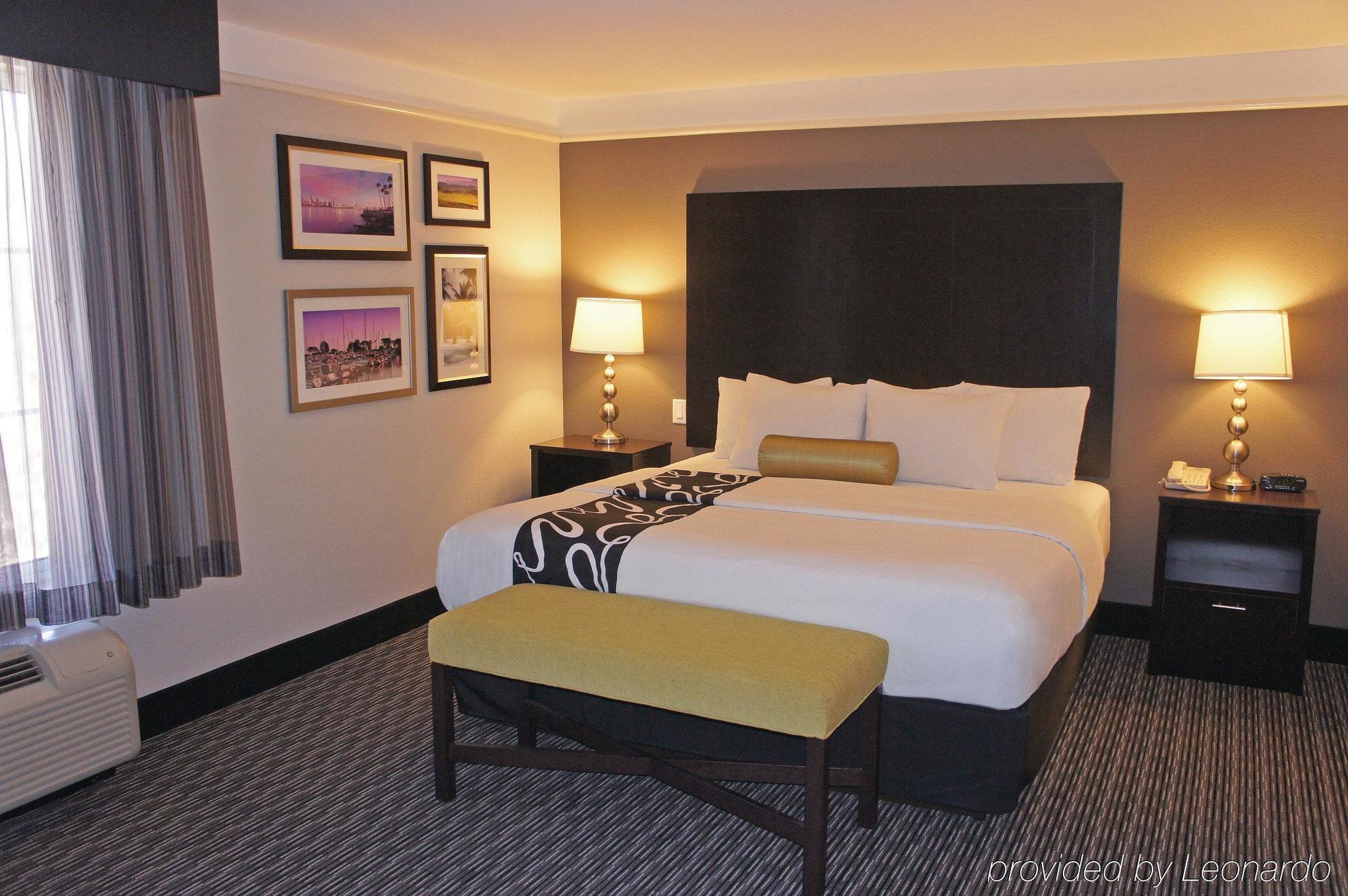 Hotel La Quinta By Wyndham Santa Clarita - Valencia 3*