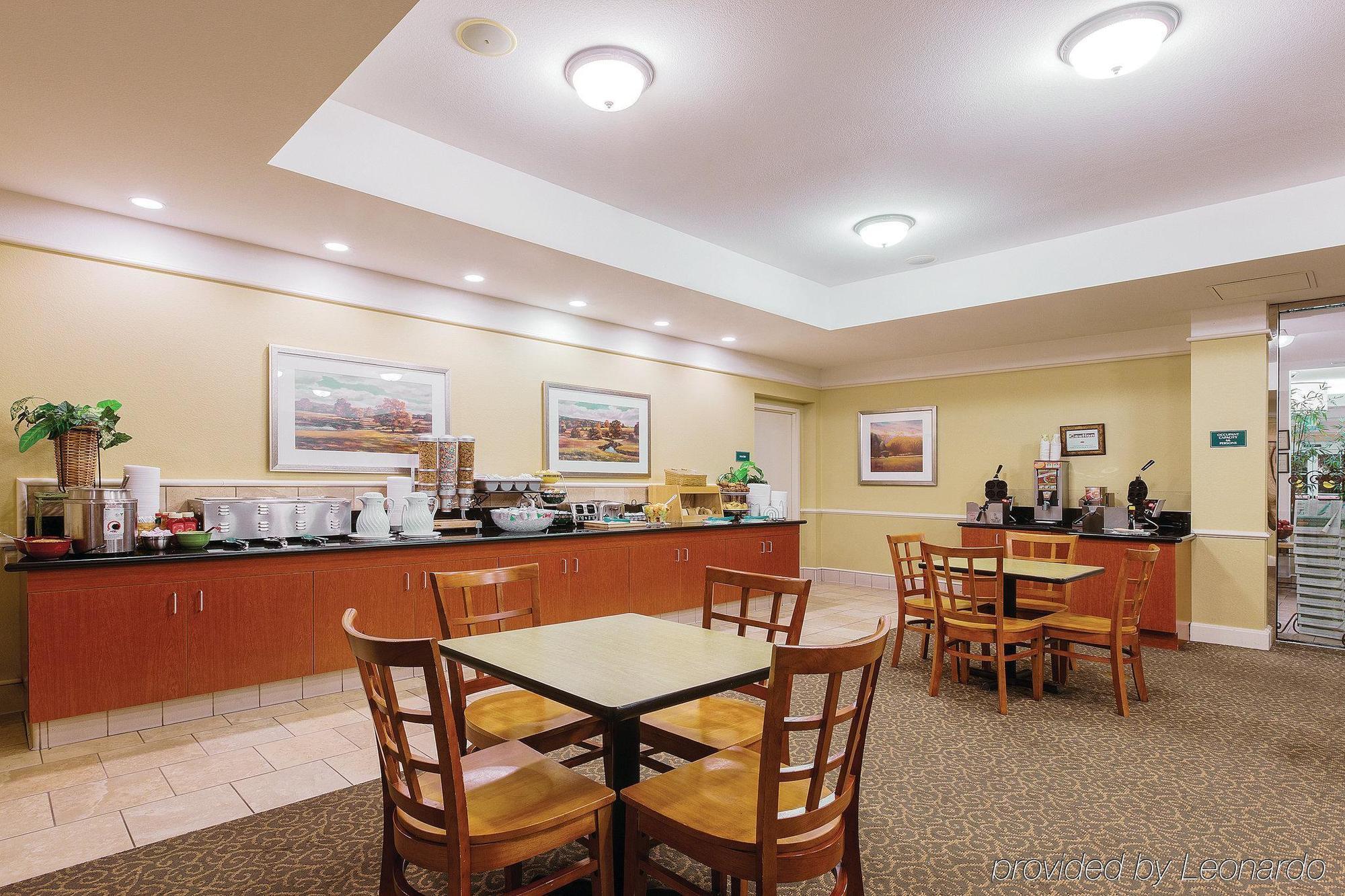 La Quinta By Wyndham Santa Clarita - Valencia 3* Stevenson Ranch