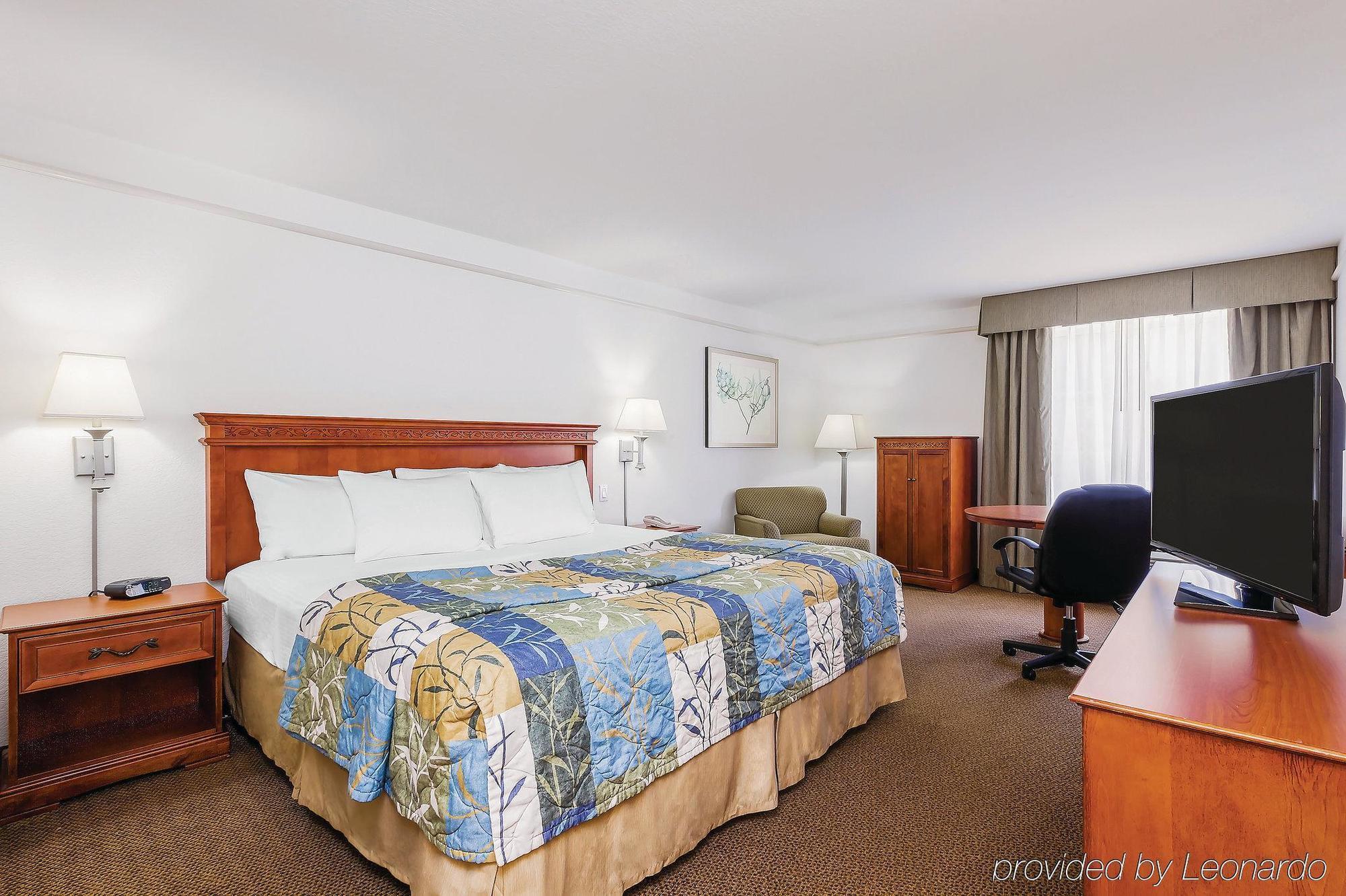 La Quinta By Wyndham Santa Clarita - Valencia 3* Stevenson Ranch